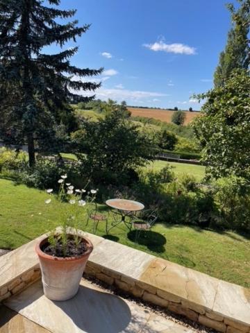 Masons Cottage, An Idyllic Retreat In An Area Of Outstanding Beauty, Close To Blenheim Palace, Oxford & The Cotswolds Stonesfield Εξωτερικό φωτογραφία